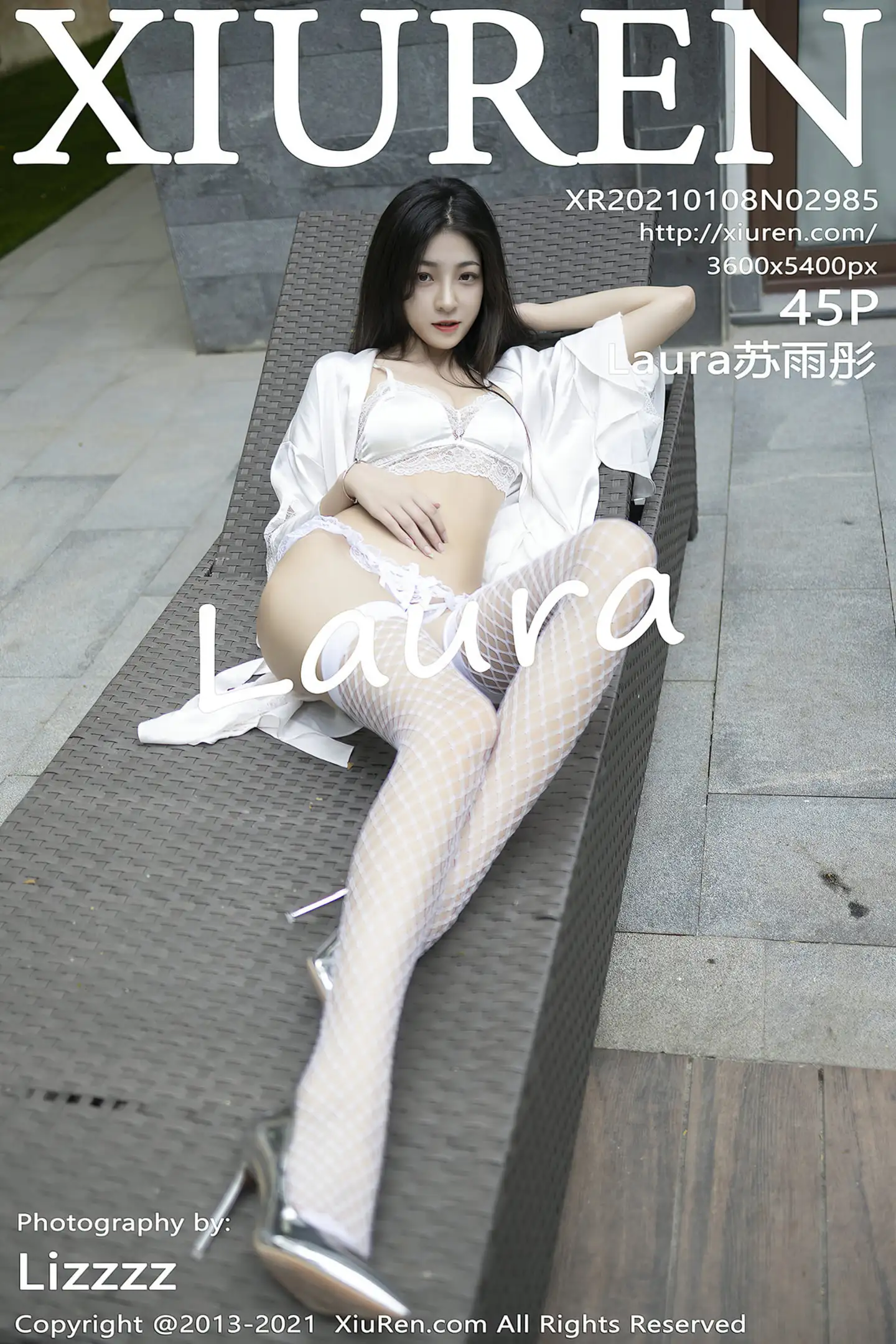[XiuRen秀人网]No.2985_嫩模Laura苏雨彤三亚旅拍泳池白色情趣内衣配白丝网袜诱惑写真45P-秀人网 - XiuRen.Pro